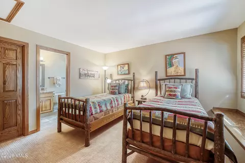 Bedroom - 229 Riverbend Dr #E, Edwards, CO 81632 photo 4 of 5