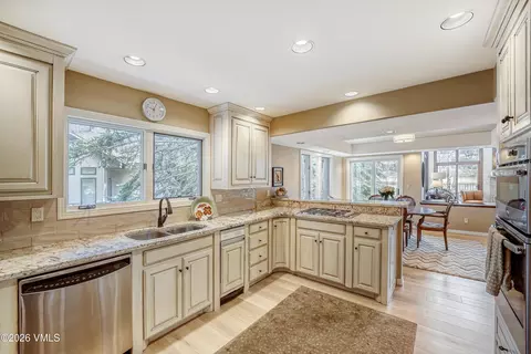 Kitchen - 229 Riverbend Dr #E, Edwards, CO 81632 photo 1 of 3