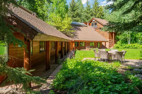 1461 Greenhill Ct #A AND B, Vail, CO 81657