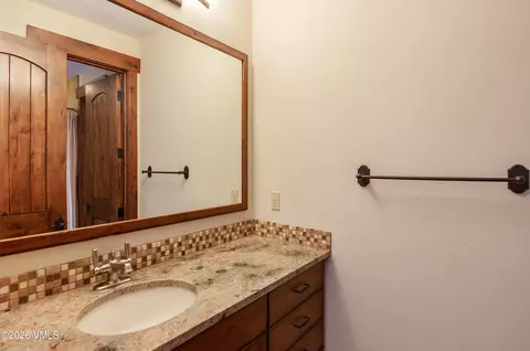 Bath - 2753 E Haystacker Dr, Eagle, CO 81631 photo 5 of 6