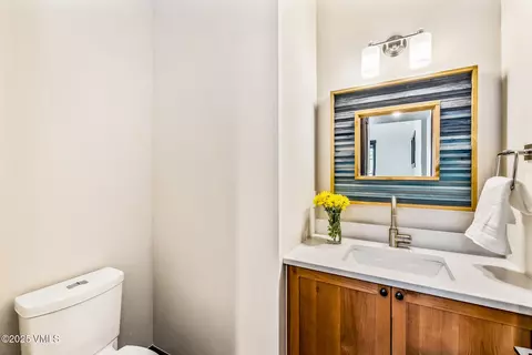 Bath - 481 Hunters View Ln, Eagle, CO 81631 photo 3 of 3