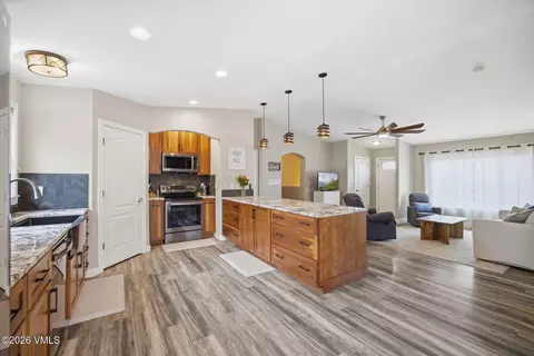 Kitchen - 376 Blacksmith Rd, Eagle, CO 81631 photo 5 of 7