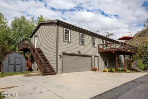 1011 Mountain Dr, Minturn, CO 81645