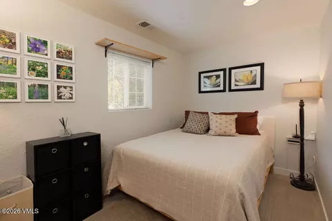 Bedroom - 1011 Mountain Dr, Minturn, CO 81645 photo 5 of 6