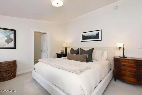 Bedroom - 1011 Mountain Dr, Minturn, CO 81645 photo 2 of 6