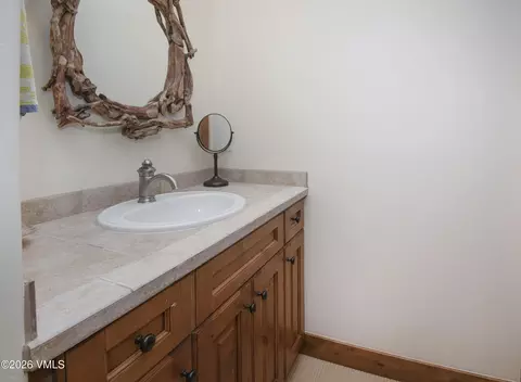 Bath - 30 Bunker Way, Eagle, CO 81631 photo 8 of 9
