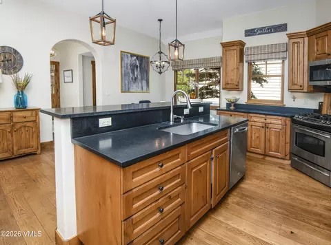 Kitchen - 30 Bunker Way, Eagle, CO 81631 photo 3 of 4