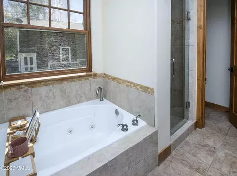 Bath - 30 Bunker Way, Eagle, CO 81631 photo 5 of 9