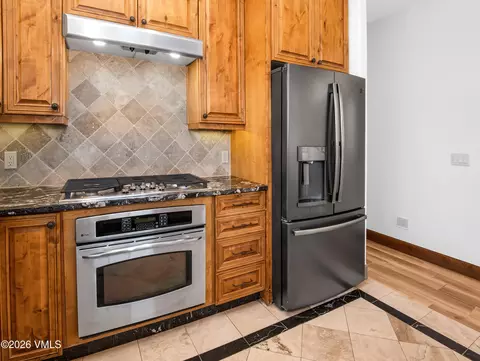 Kitchen - 416 Eby Creek Rd, Eagle, CO 81631 photo 3 of 4