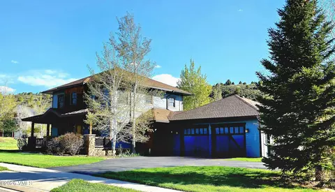 Exterior - 2298 Eagle Ranch Rd, Eagle, CO 81631 photo 2 of 5