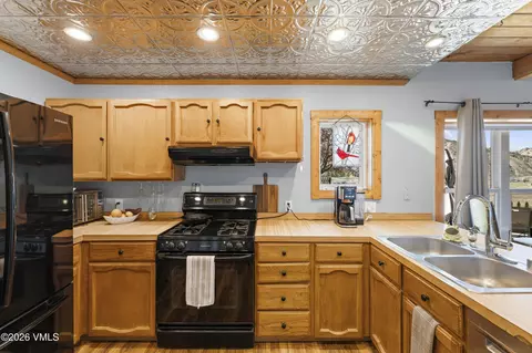 Kitchen - 723 Shorthorn #304, Eagle, CO 81631 photo 4 of 5