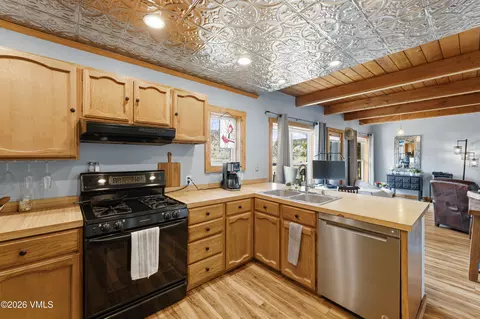 Kitchen - 723 Shorthorn #304, Eagle, CO 81631 photo 5 of 5