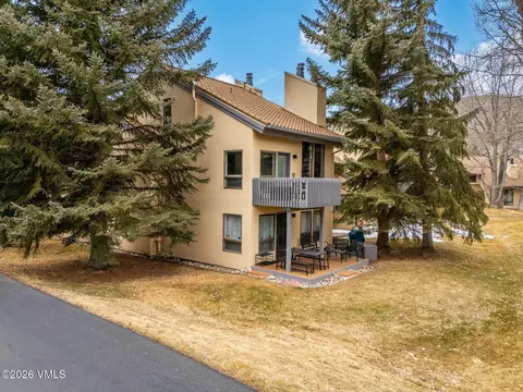 Exterior - 264 Eagle Dr #201, Avon, CO 81620 photo 1 of 5