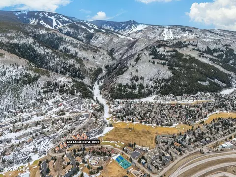 View/Area - 264 Eagle Dr #201, Avon, CO 81620 photo 2 of 4