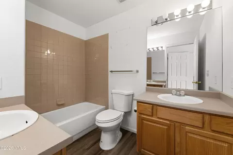 Bath - 18 Chelsea Ct, Eagle, CO 81631 photo 3 of 5
