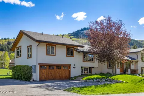 118 Larkspur Ln # 2, Avon, CO 81620