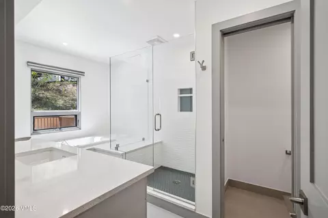 Bath - 1650 Fallridge # 120, Vail, CO 81657 photo 1 of 9