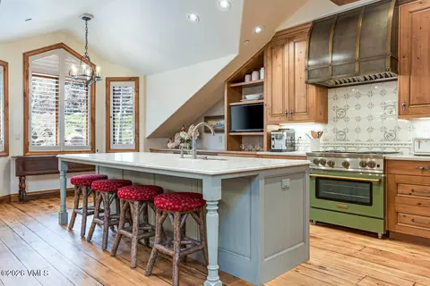1330 Sandstone Dr, Vail, CO 81657