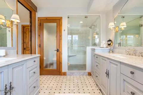 Bath - 1330 Sandstone Dr, Vail, CO 81657 photo 5 of 9