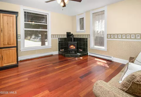 Living - 101 Eagle St, Red Cliff, CO 81649 photo 3 of 5