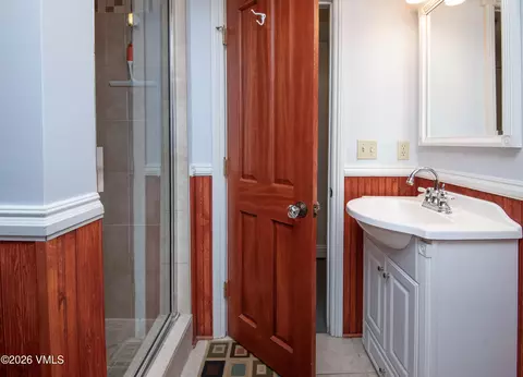Bath - 101 Eagle St, Red Cliff, CO 81649 photo 7 of 7
