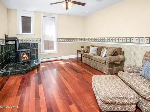 Living - 101 Eagle St, Red Cliff, CO 81649 photo 2 of 5