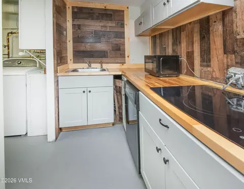 Kitchen - 101 Eagle St, Red Cliff, CO 81649 photo 5 of 6