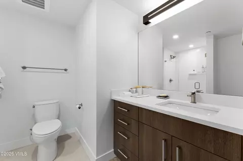 Bath - 91 Mount Hope Cir #E304, Eagle, CO 81631 photo 3 of 3