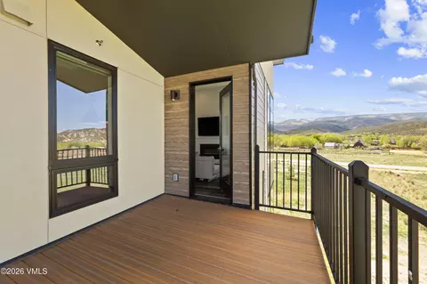 Exterior - 91 Mount Hope Cir #E304, Eagle, CO 81631 photo 3 of 6