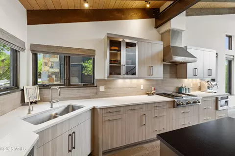 Kitchen - 91 Edwards Pointe, Edwards, CO 81632 photo 4 of 5