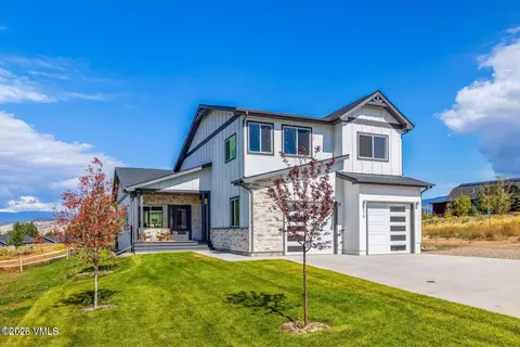 259 Tomahawk Dr, Gypsum, CO 81637