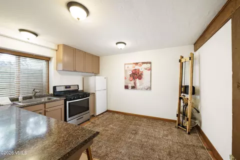 Kitchen - 118 Ringneck, Eagle, CO 81631 photo 6 of 6