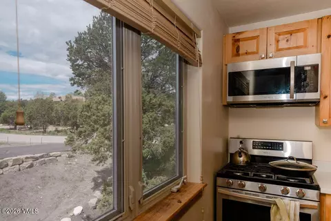 Kitchen - 752 Mesa Dr, Eagle, CO 81631 photo 5 of 5