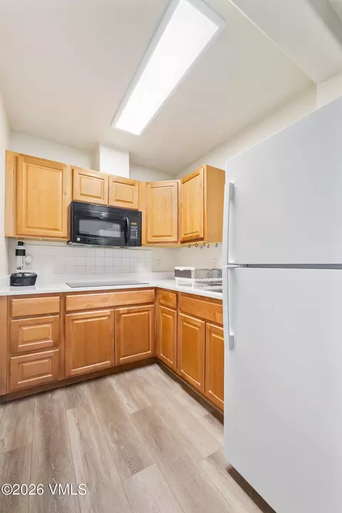 Kitchen - 679 E Second St, Eagle, CO 81631 photo 5 of 5