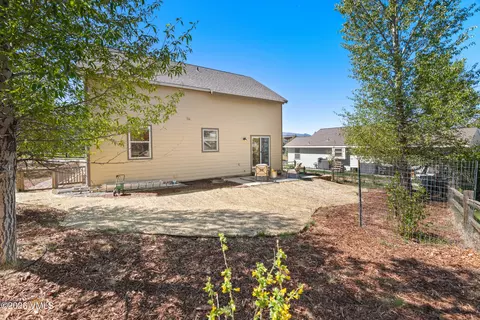 Exterior - 679 E Second St, Eagle, CO 81631 photo 5 of 7