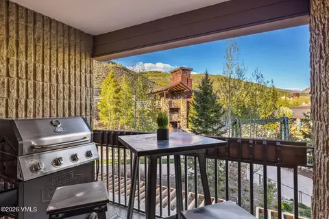 Exterior - 521 E Lionshead Cir # 405, Vail, CO 81657 photo 3 of 4