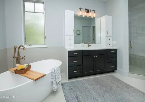 Bath - 139 N Penstemon Ln, Eagle, CO 81631 photo 2 of 6