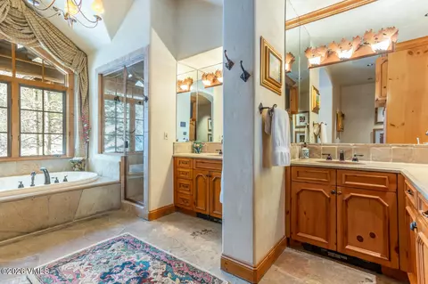 Bath - 121 Borders Rd, Beaver Creek, CO 81620 photo 1 of 8