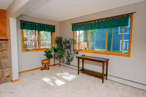 Living - 704 Bull Run, Eagle, CO 81631 photo 2 of 4