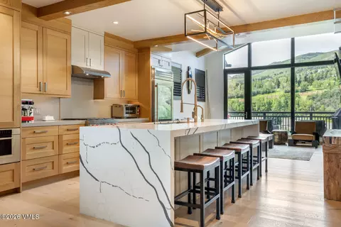 1 Waterfront Way #400, Avon, CO 81620