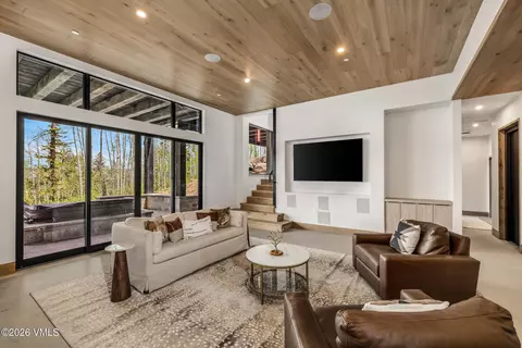 Living - 1023 Forest Trl, Edwards, CO 81632 photo 3 of 4