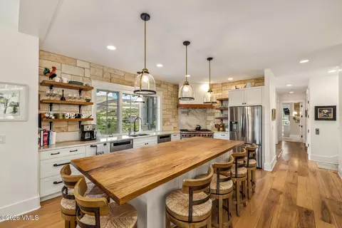 Kitchen - 37 Lariat Ct, Edwards, CO 81632 photo 5 of 9