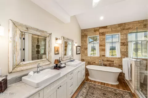Bath - 37 Lariat Ct, Edwards, CO 81632 photo 1 of 8