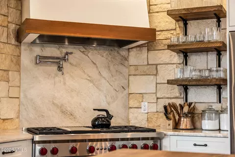 Kitchen - 37 Lariat Ct, Edwards, CO 81632 photo 2 of 9