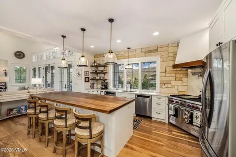 Kitchen - 37 Lariat Ct, Edwards, CO 81632 photo 7 of 9