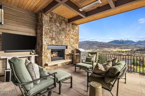 Exterior - 103 Legends Dr, Edwards, CO 81632 photo 4 of 9