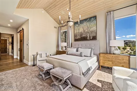 Bedroom - 103 Legends Dr, Edwards, CO 81632 photo 4 of 12