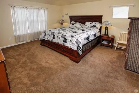 Bedroom - 25 Eagle Ranch Rd, Eagle, CO 81631 photo 1 of 5
