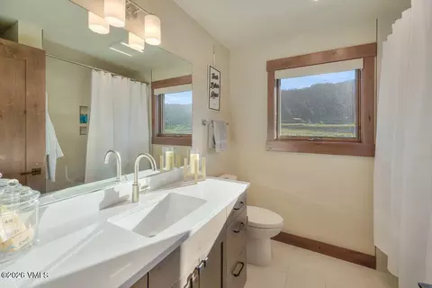 Bath - 664 Hunters View Ln, Eagle, CO 81631 photo 6 of 6