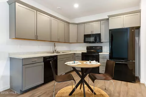Kitchen - 4 Uneva Ct #B1, Eagle, CO 81631 photo 3 of 3
